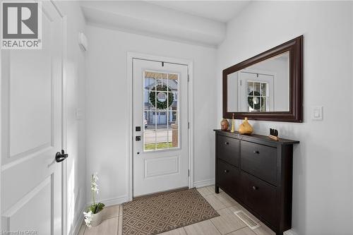Doorway to outside with baseboards - 80 Severino Circle, Smithville, ON - Indoor Photo Showing Other Room