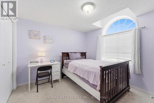 287 Mcmeeken Drive, Cambridge, ON - Indoor Photo Showing Bedroom