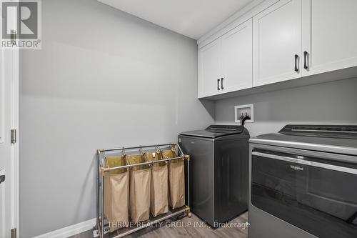 17 Dunning Way, St. Thomas, ON - Indoor Photo Showing Laundry Room