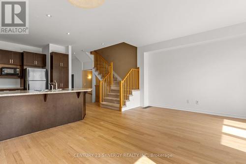 430 Foxhall Way, Ottawa, ON - Indoor Photo Showing Kitchen