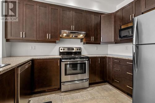 430 Foxhall Way, Ottawa, ON - Indoor Photo Showing Kitchen
