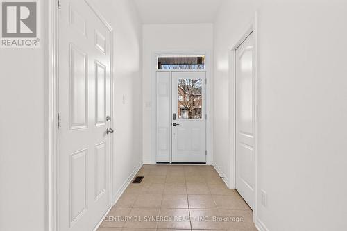 430 Foxhall Way, Ottawa, ON - Indoor Photo Showing Other Room