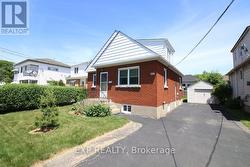 106 HAIG STREET St. Catharines, ON L2R 6L2