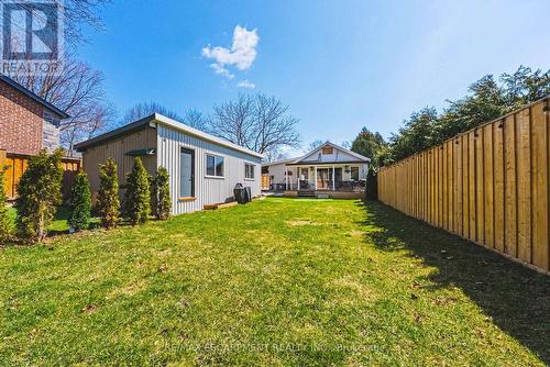 121 Paisley Boulevard E, Mississauga, ON - Outdoor
