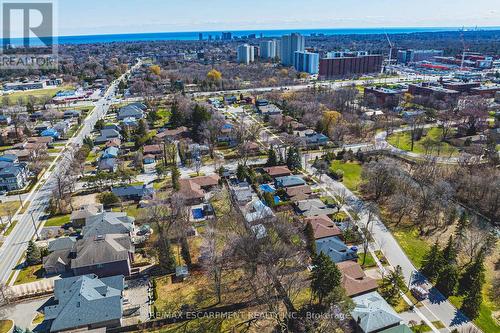 121 Paisley Boulevard E, Mississauga, ON - Outdoor With View