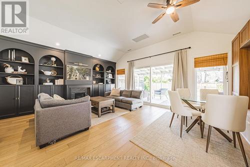 121 Paisley Boulevard E, Mississauga, ON - Indoor