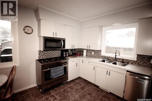 851 2Nd Street E, Shaunavon, SK 