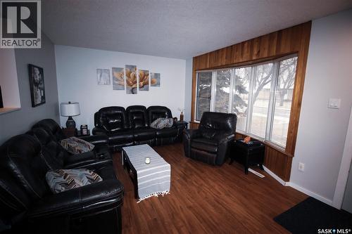 851 2Nd Street E, Shaunavon, SK 