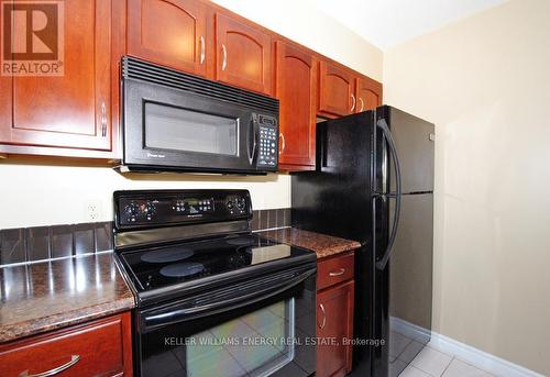 #807 - 1665 Pickering Parkway, Pickering (Village East), ON - Indoor Photo Showing Kitchen
