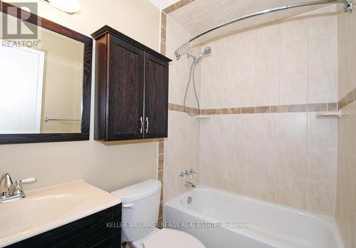 Ensuite Bathroom - #807 - 1665 Pickering Parkway, Pickering (Village East), ON - Indoor Photo Showing Bathroom