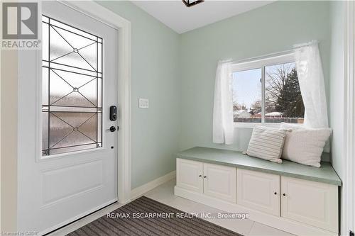 18 Flanders Avenue, St. Catharines, ON - Indoor Photo Showing Other Room