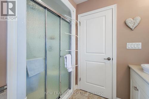 13 Alex Grant Place, St. Catharines, ON - Indoor Photo Showing Bathroom