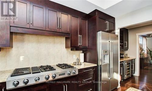 318 Rywalk Circle, Ottawa, ON - Indoor Photo Showing Kitchen With Upgraded Kitchen