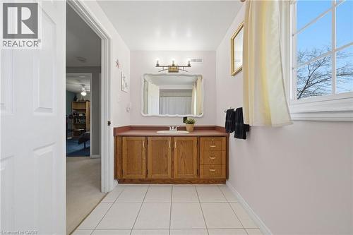 15 Finch Place, Hamilton, ON - Indoor