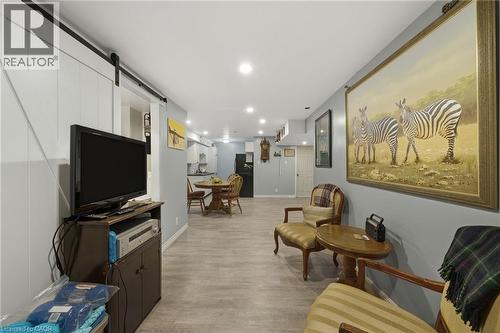 15 Finch Place, Hamilton, ON - Indoor