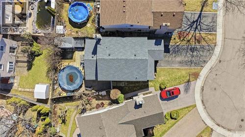 15 Finch Place, Hamilton, ON - Outdoor