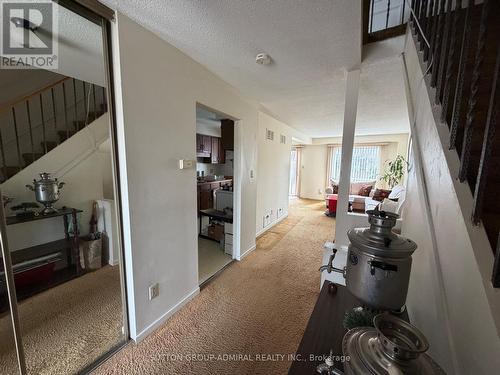 3980 Bishopstoke Lane, Mississauga, ON - Indoor Photo Showing Other Room