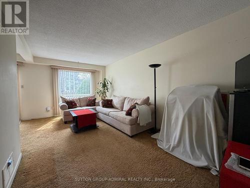 3980 Bishopstoke Lane, Mississauga, ON - Indoor