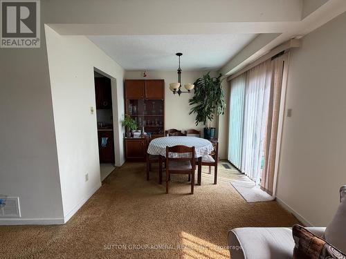 3980 Bishopstoke Lane, Mississauga, ON - Indoor