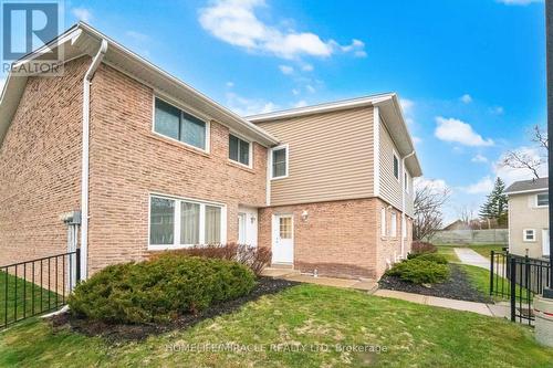 50 Westmount Road, Kitchener, ON - Outdoor