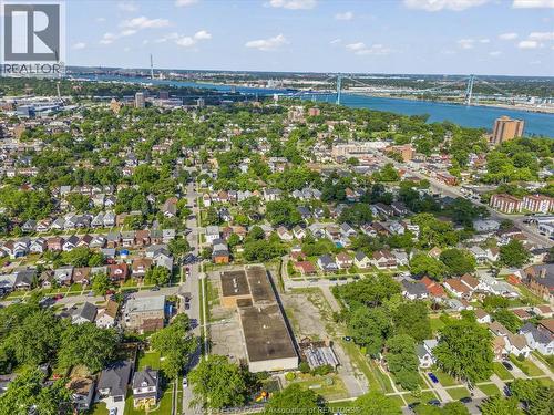371 Curry, Windsor, ON - Outdoor With View