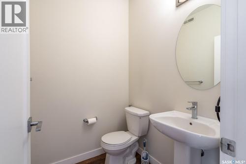 4624 Buckingham Drive E, Regina, SK - Indoor Photo Showing Bathroom