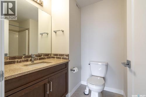 4624 Buckingham Drive E, Regina, SK - Indoor Photo Showing Bathroom