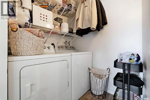 208 67 Rodenbush Drive, Regina, SK - Indoor Photo Showing Laundry Room
