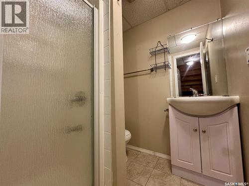 38 103 Banyan Crescent, Saskatoon, SK - Indoor Photo Showing Bathroom