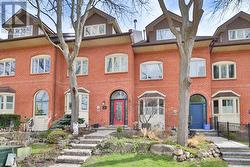 45 TRADEWIND DRIVE Oakville, ON L6L 6K9