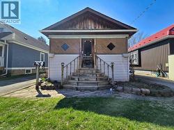 37 KERNAHAN Street St. Catharines, ON L2R 4T1