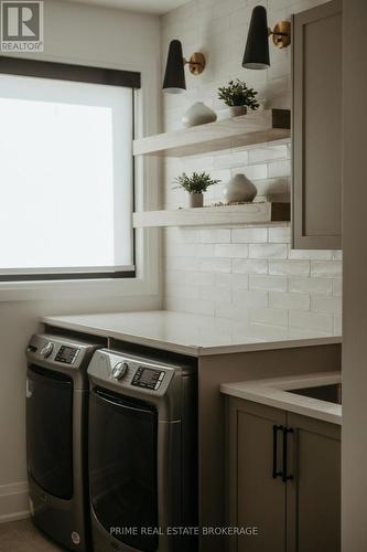 Lot 38 Fallingbrook Road, London South (South V), ON - Indoor Photo Showing Laundry Room
