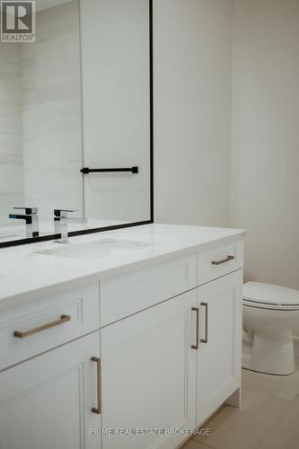 Lot 68 Fallingbrook Road, London South (South V), ON - Indoor Photo Showing Bathroom