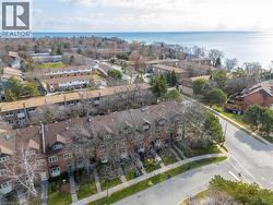 45 TRADEWIND Drive Oakville, ON L6L 6K9