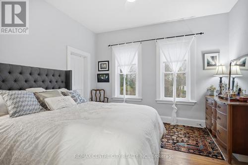 12 Rosebery Place, St. Thomas, ON - Indoor Photo Showing Bedroom