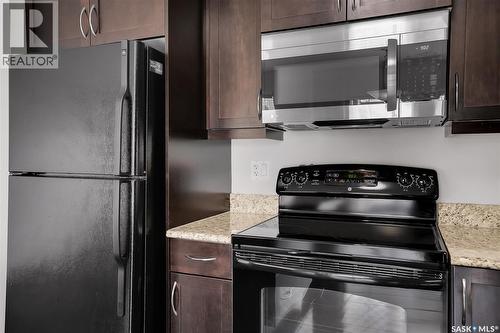 202 615 Lynd Crescent, Saskatoon, SK - Indoor Photo Showing Kitchen