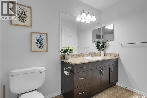 202 615 Lynd Crescent, Saskatoon, SK - Indoor Photo Showing Bathroom