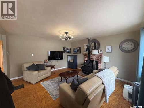 643 3Rd Street W, Shaunavon, SK - Indoor Photo Showing Living Room With Fireplace