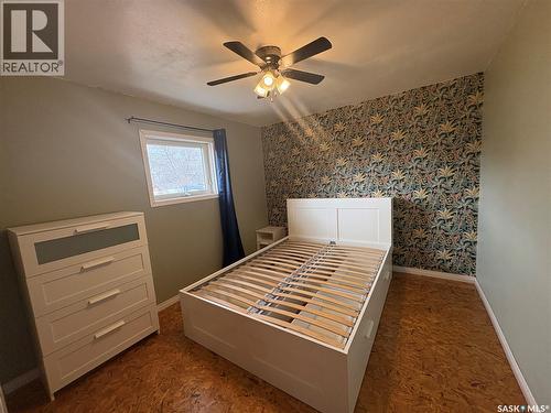 643 3Rd Street W, Shaunavon, SK - Indoor Photo Showing Bedroom