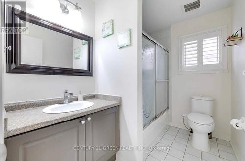 5623 Whitehorn Avenue, Mississauga, ON - Indoor Photo Showing Bathroom