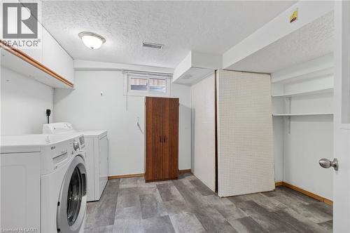 270 Mausser Avenue, Kitchener, ON - Indoor Photo Showing Laundry Room