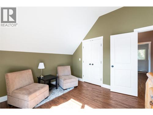 7577 Squilax Anglemont Road, Anglemont, BC - Indoor