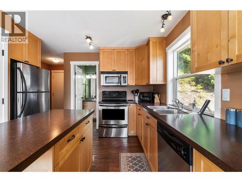 7577 Squilax Anglemont Road, Anglemont, BC - Indoor Photo Showing Kitchen With Double Sink
