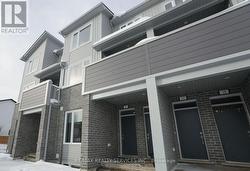 12 - 925 DEVERON CRESCENT London South, ON N5Z 5A4