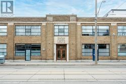 216 - 365 DUNDAS STREET E Toronto, ON M5A 4R9