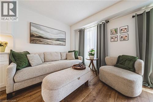 20 Mcconkey Crescent Unit# 41, Brantford, ON - Indoor Photo Showing Living Room