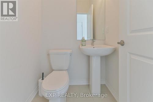 48 Wyn Wood Lane, Orillia, ON - Indoor Photo Showing Bathroom