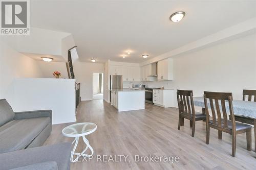48 Wyn Wood Lane, Orillia, ON - Indoor