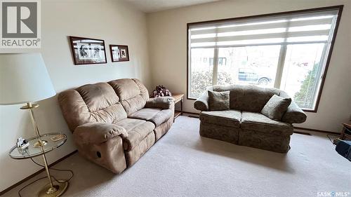 211 Maple Street, Maple Creek, SK - Indoor Photo Showing Living Room