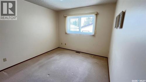 211 Maple Street, Maple Creek, SK - Indoor Photo Showing Other Room